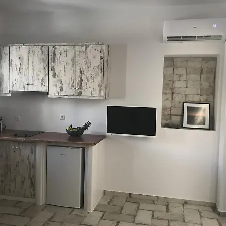 Elia Residences Santorini Bed & Breakfast